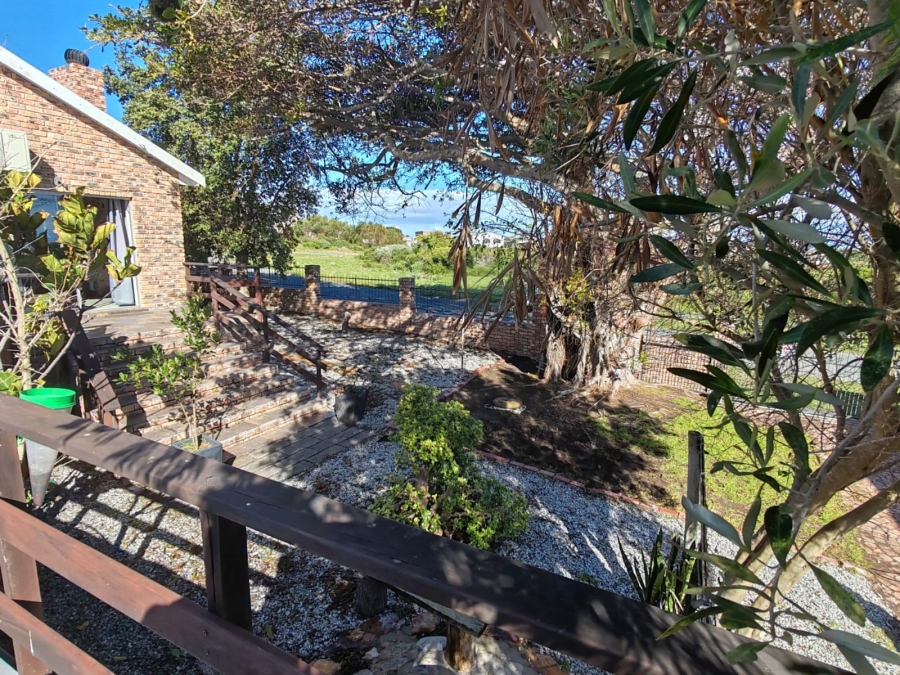 3 Bedroom Property for Sale in De Kelders Western Cape